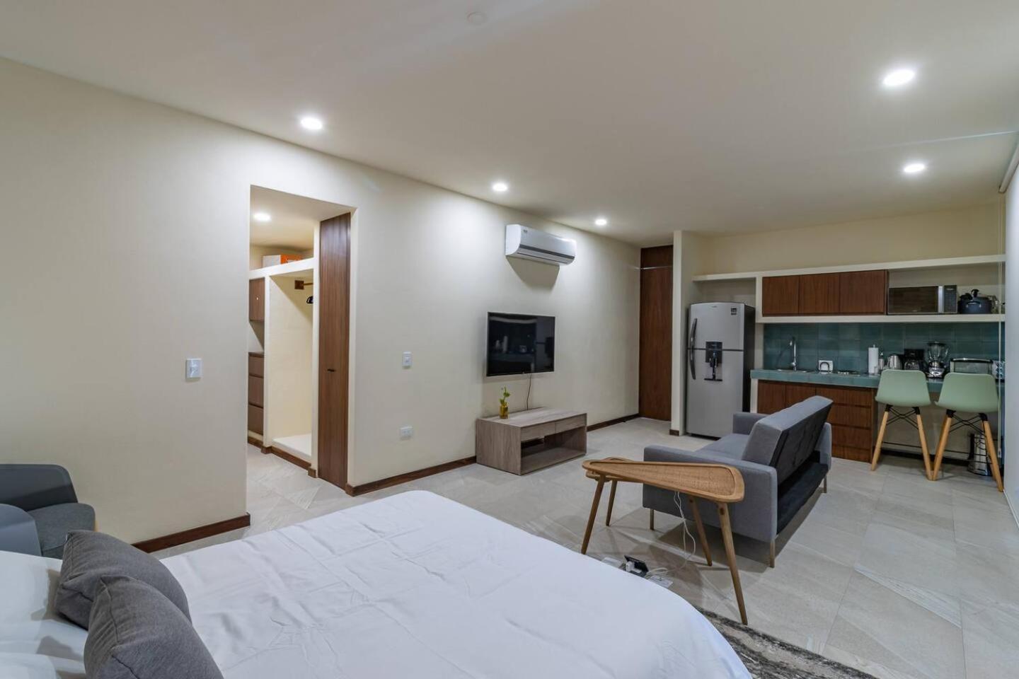 Pool View Loft Steps From The Ocean In Punta Cocos - C101 Hotel Isla Holbox Екстериор снимка